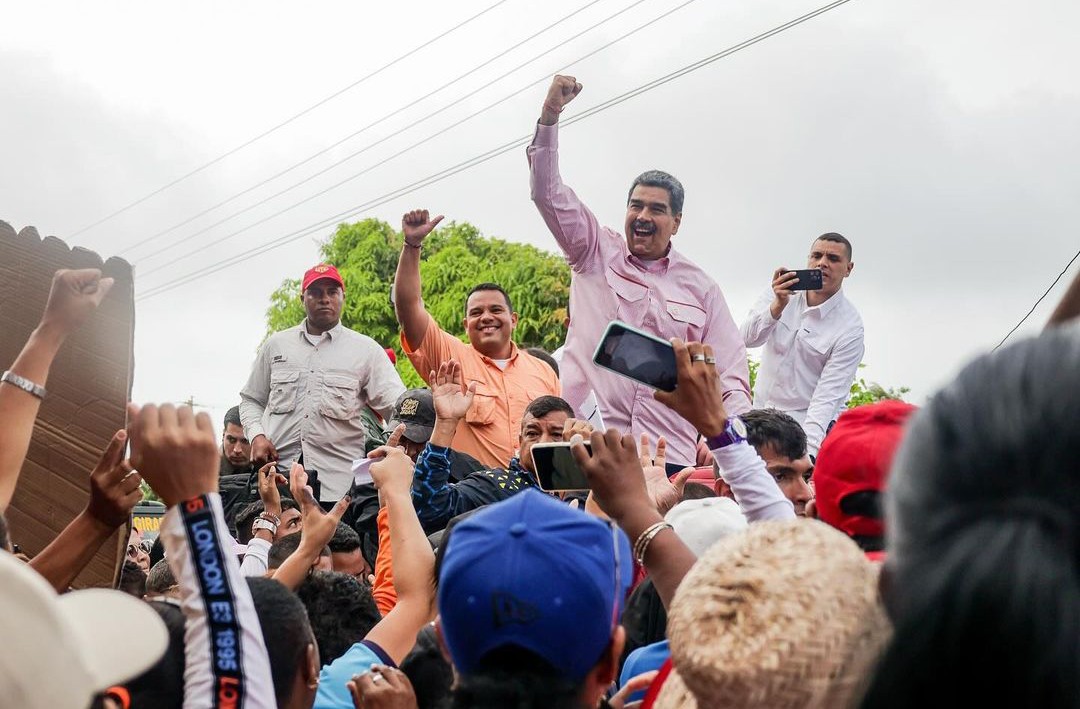 Emotiva recepción al Presidente Nicolás Maduro en Tocópero, estado Falcón (+ Fotos)