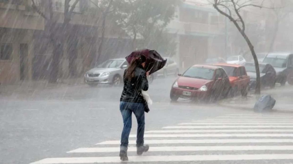 Inameh prevé la llegada de la primera onda tropical de la temporada este jueves