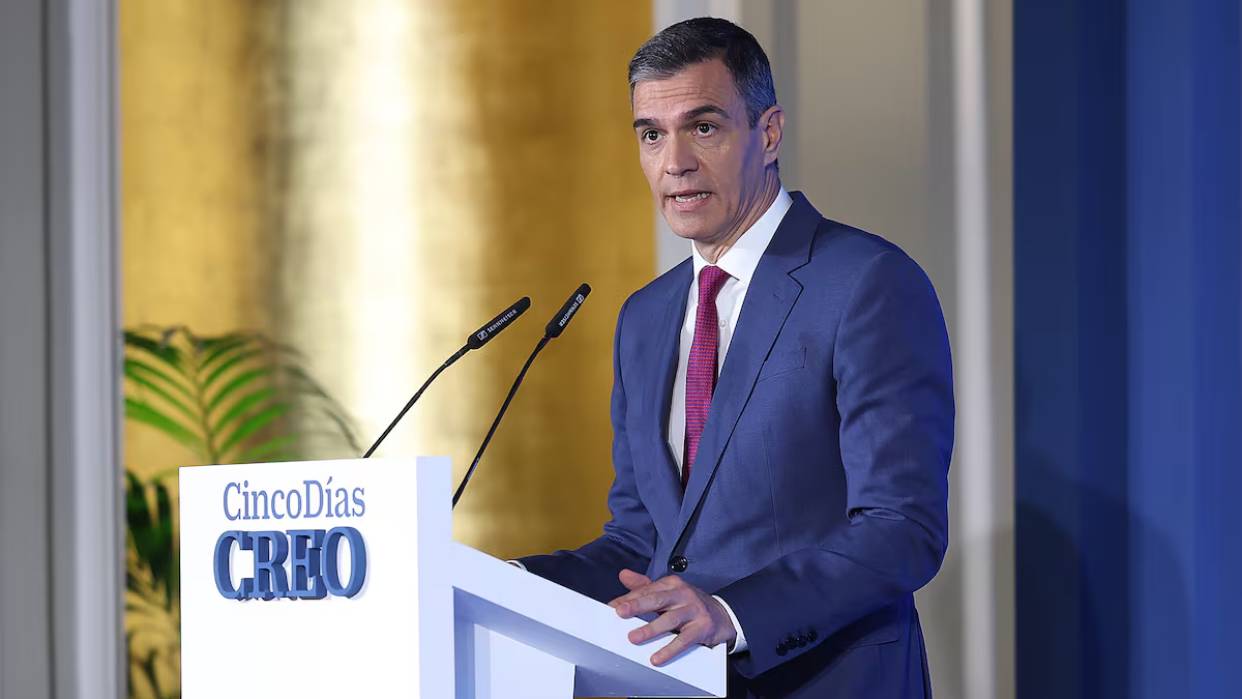 Sánchez avisa que la respuesta a Milei será acorde a la dignidad de la democracia española