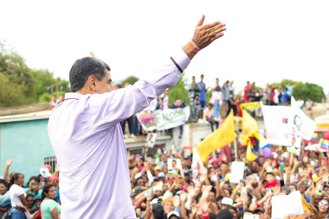 Presidente Nicolás Maduro fue recibido con alegría en el estado Falcón