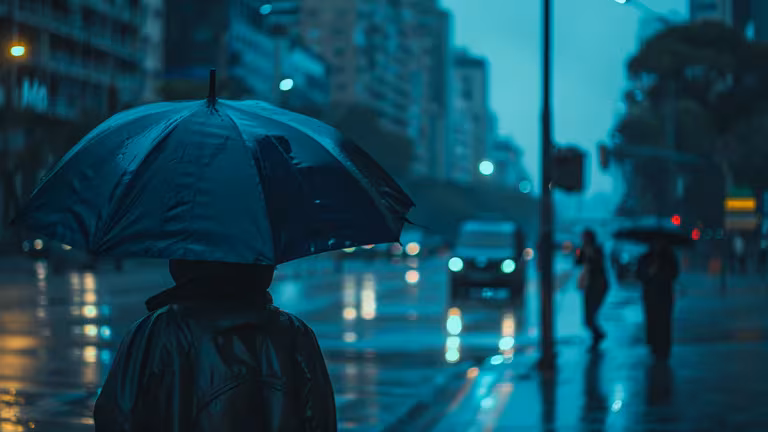 Perdió las llaves de su moto en plena tormenta y una nota lo sorprendió: “Aún queda gente buena por ahí”