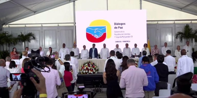 Inicia la primera ronda de diálogos entre el Gobierno de Colombia y la Segunda Marquetalia