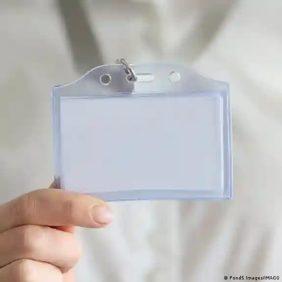 Estudio: La inicial de nuestro nombre podría influir en las decisiones que tomamos