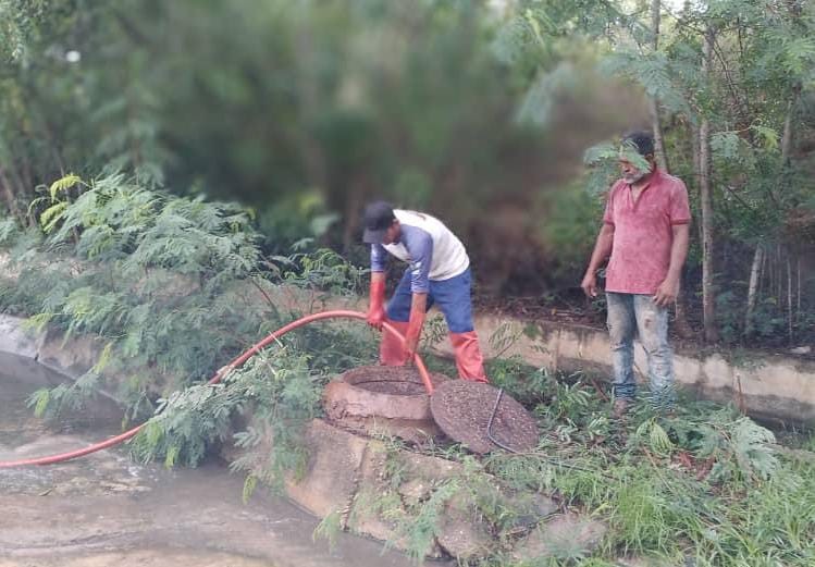 En Maneiro supervisan colectores de aguas residuales y bocas de visita para evitar colapso por lluvias (+ Detalles)