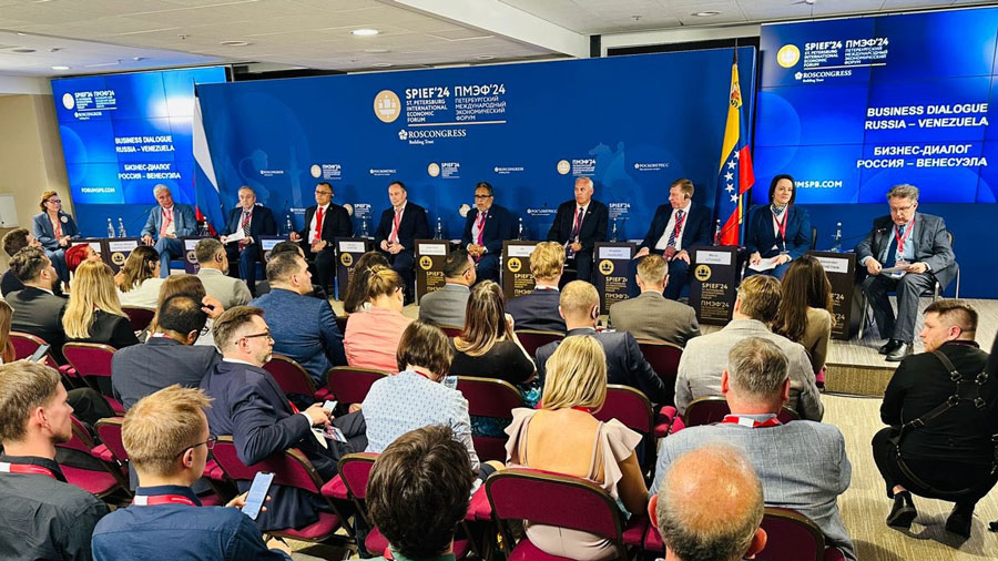 Delegación venezolana participa en Foro Económico de San Petersburgo