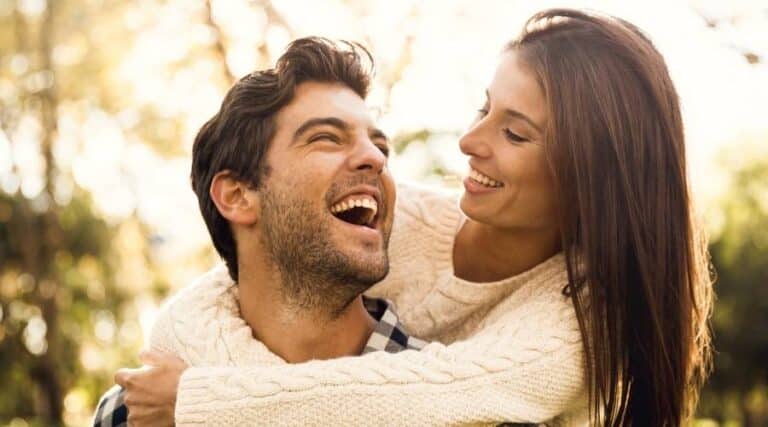 Cosas que hacen las parejas felices antes de dormir ¿Eres una de ellas?