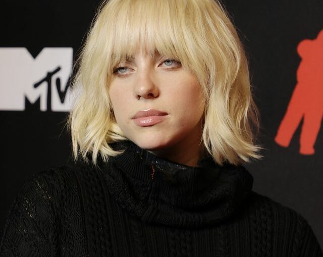 Billie Eilish se convierte en la cantante joven con más oyentes en Spotify (+ Detalles)