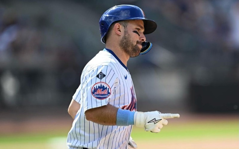 Luis Torrens conectó jonrón en el triunfo de los Mets sobre los Padres