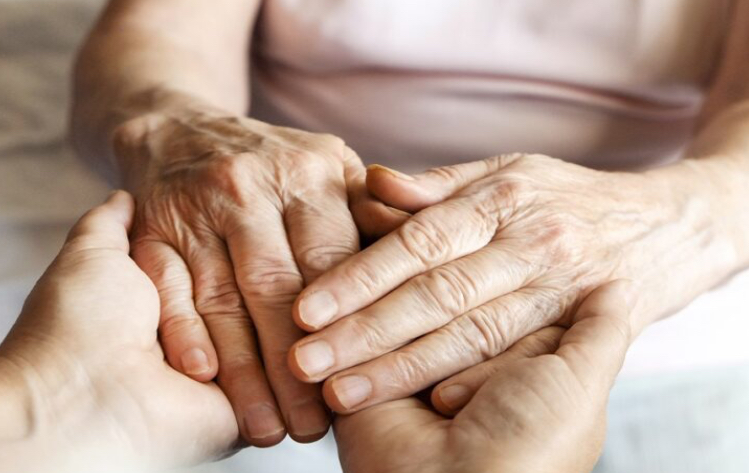 Análisis de sangre con IA puede predecir el párkinson siete años antes de los síntomas