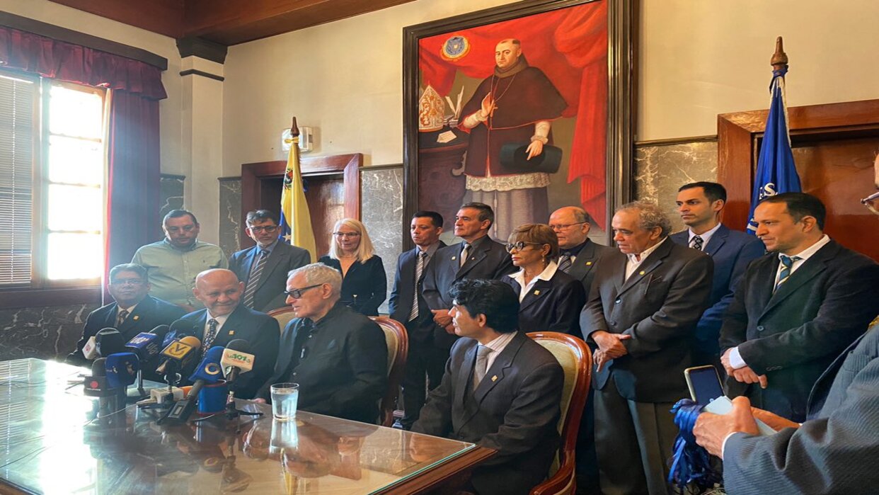 Yordano recibió el Doctorado Honoris Causa en Arte de la Universidad de Los Andes