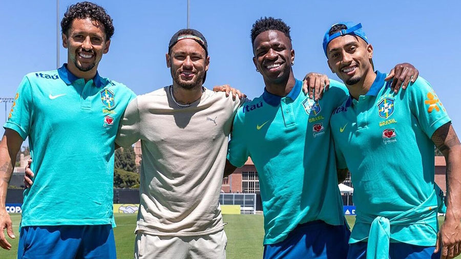 Neymar continúa su recuperación en Los Ángeles en compañía de la selección brasileña
