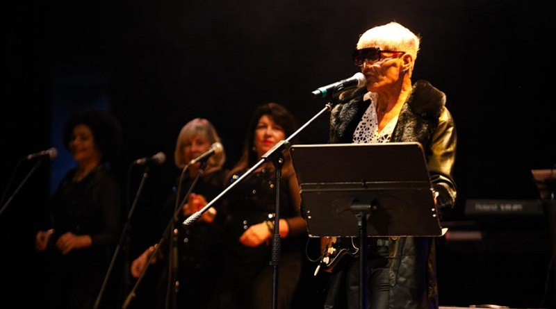 Artista venezolano Colina cautivó al público del Teatro Nacional Román Chalbaud