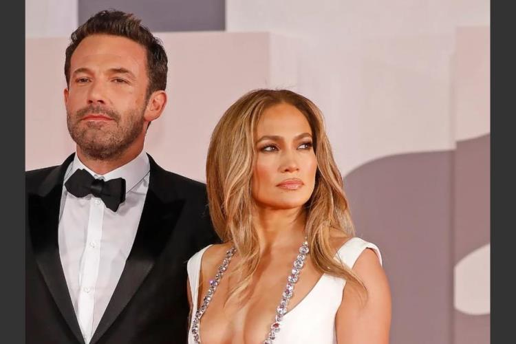 Jennifer López y el actor Ben Affleck ponen a la venta su mansión en la ciudad de Los Ángeles (+ Detalles)