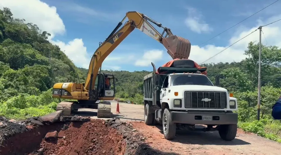 Inicia estabilización en tramo Puente de Oro-La Chivera en la Local 09, municipio San Cristóbal
