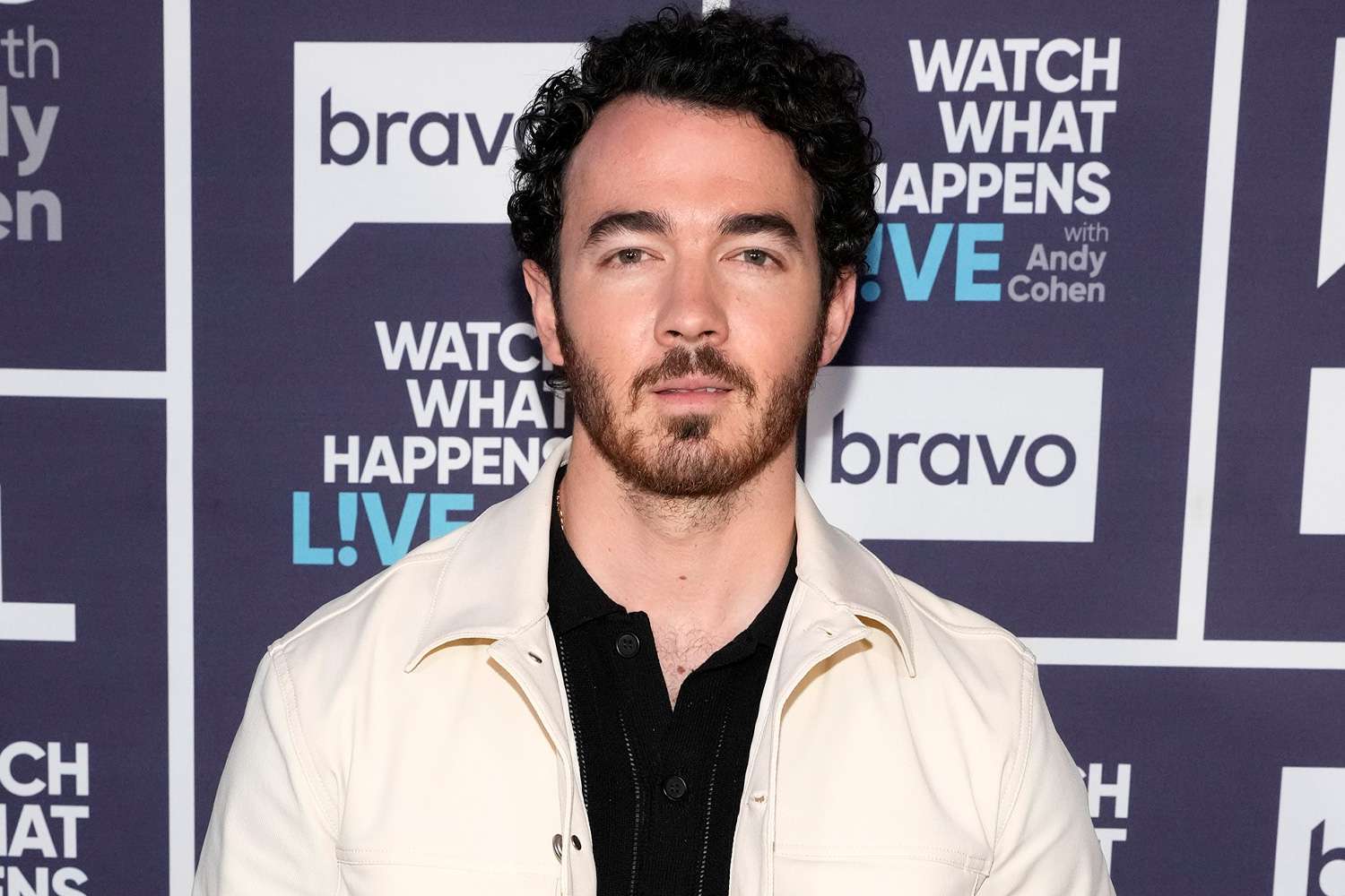 El mayor de los Jonas Brothers, Kevin Jonas anunció que padece de cancër de piel (+ Video)