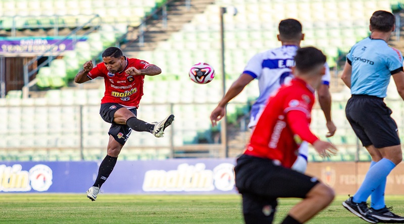 Caracas Fútbol Club venció 2-1 a Metropolitanos después de 4 largos meses (+ Detalles)