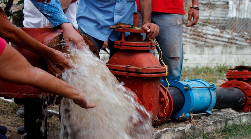 Avanzan labores para activar el pozo de agua del sector Villas del Parque, en Maturín (+ Fotos)