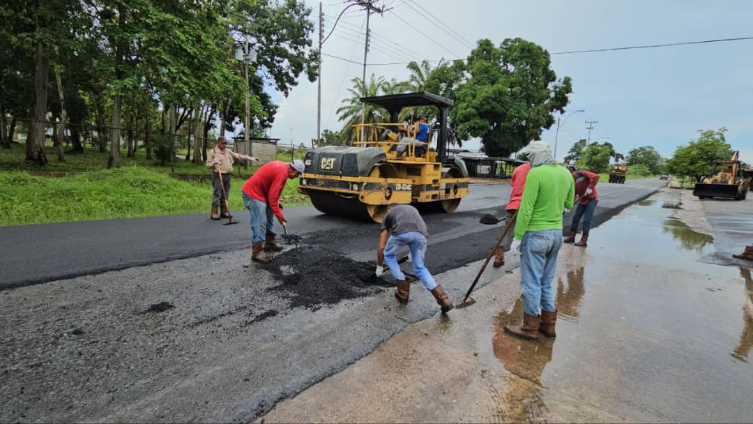 Plan Nacional de Asfaltado arrancó en la parroquia La Pica de Maturín
