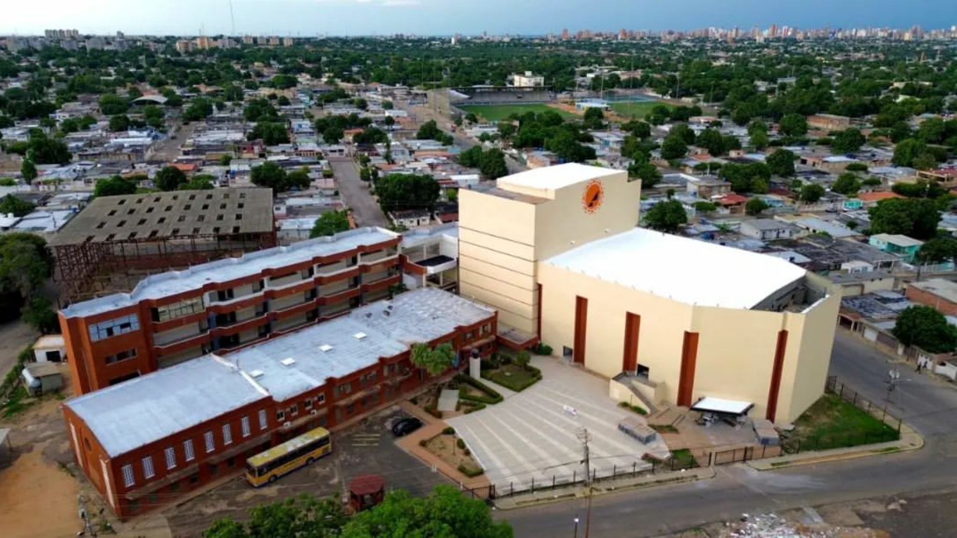 Gobierno nacional entrega acondicionado el Teatro de Los Niños Cantores de Zulia