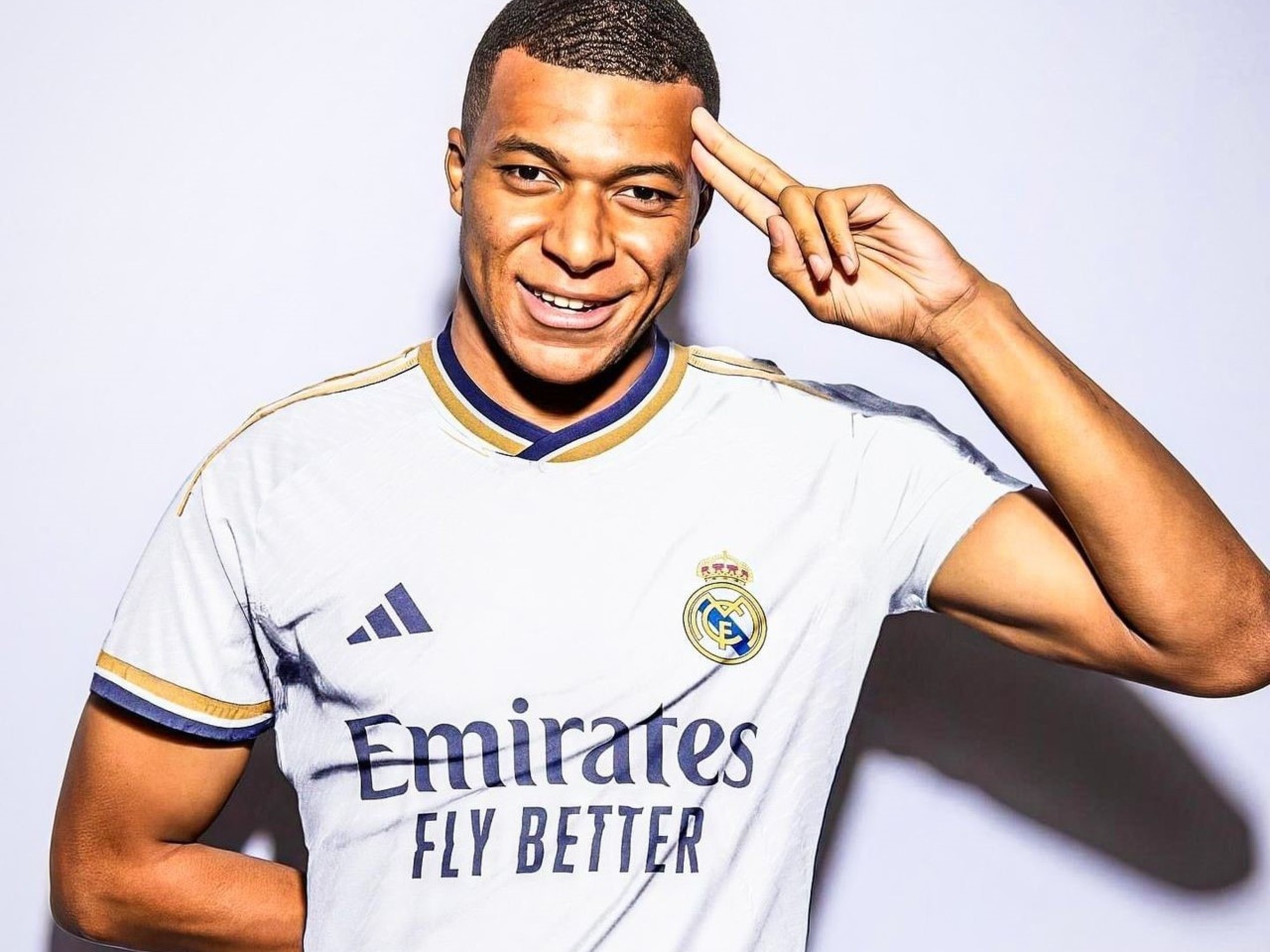¡Ya es oficial! Kylian Mbapeé es oficialmente el nuevo jugador del Real Madrid