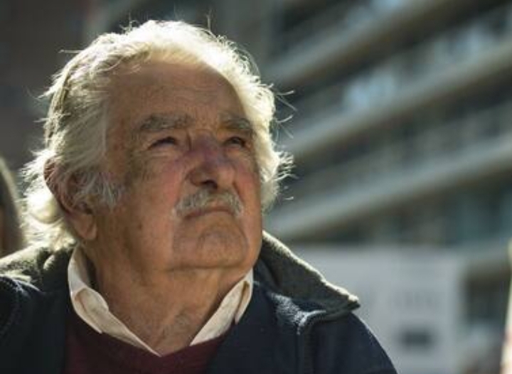 Pepe Mujica «está bien» tras radioterapia por cáncer de esófago, dice su médica