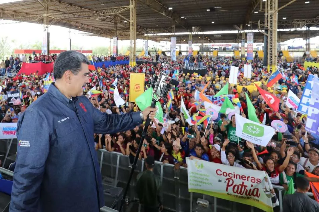 Presidente Maduro anuncia construcción de la “Vivienda obrera” en Bolívar