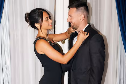 Las particulares fotos que eligió Antonela Roccuzzo para saludar a Lionel Messi por su cumpleaños