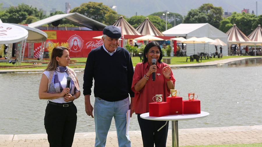 Delcy Rodríguez informó que se proyecta producir 20 quintales de café por hectárea en el 2024