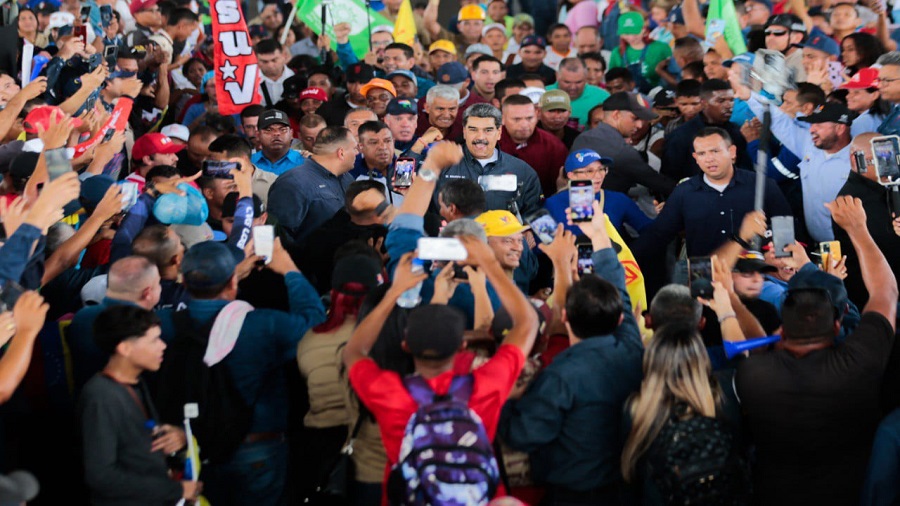 Pueblo de Bolívar recibió con alegría y entusiasmo al Presidente Nicolás Maduro