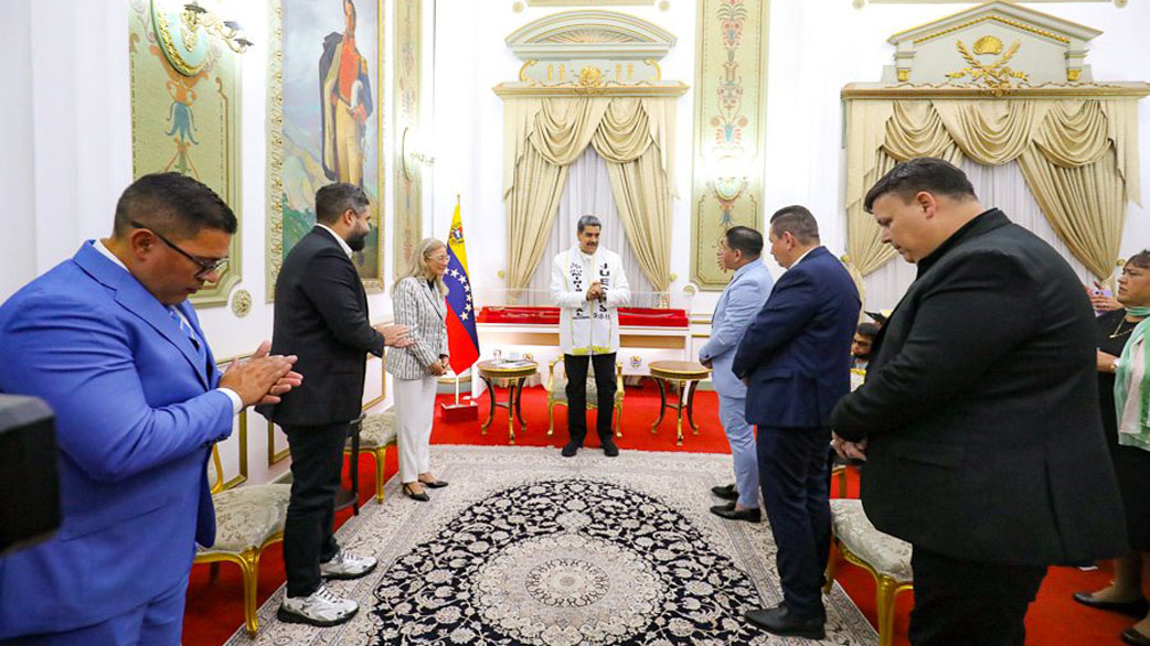 Maduro decreta el 15 de junio como Día del Arrepentimiento en Cristo, de la Esperanza y la Buena Nueva