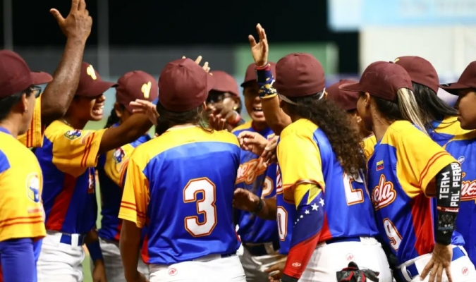 Béisbol de Venezuela brillará en Canadá con su talentosa selección femenina (+ Foto)
