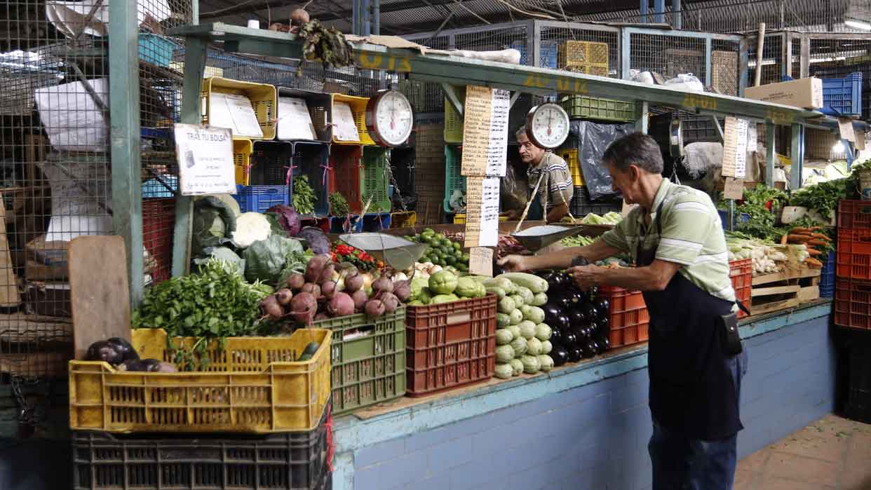 Proyectan crecimiento del producto interno bruto de 4% para fin de año