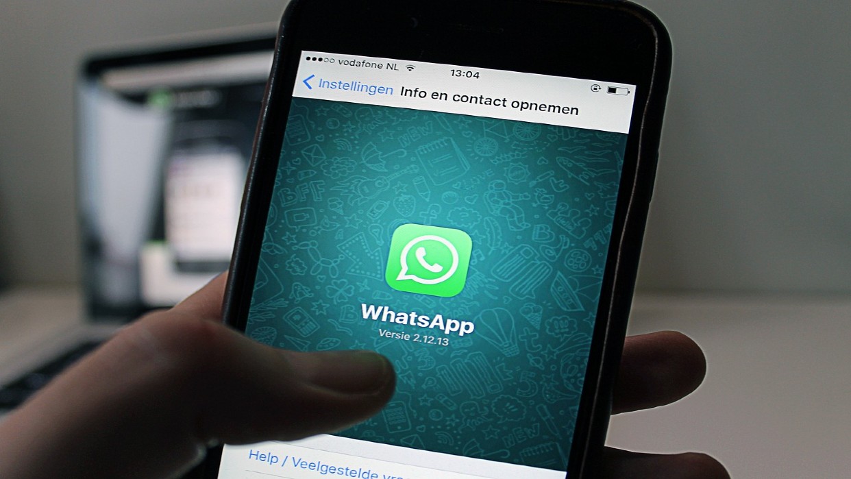 WhatsApp permitirá a los usuarios conectarse en seis idiomas distintos (+ Detalles)
