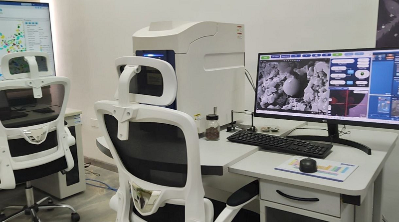 Dotan con Microscopio Semtm4100 Facultad de Ciencias de la Universidad Central de Venezuela