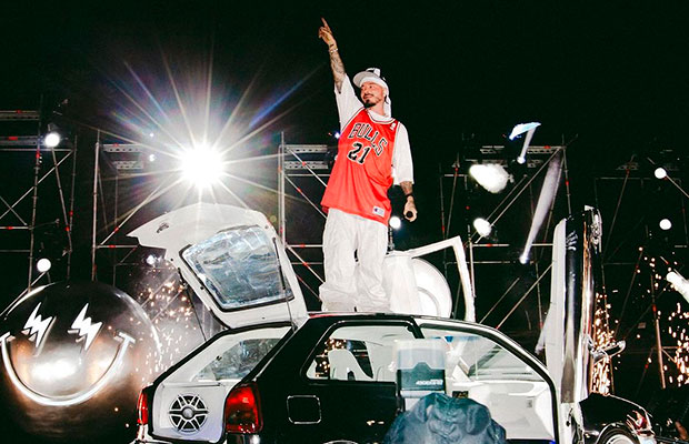 J Balvin descarga en Medellín toda la energía de su nuevo álbum ‘Rayo’