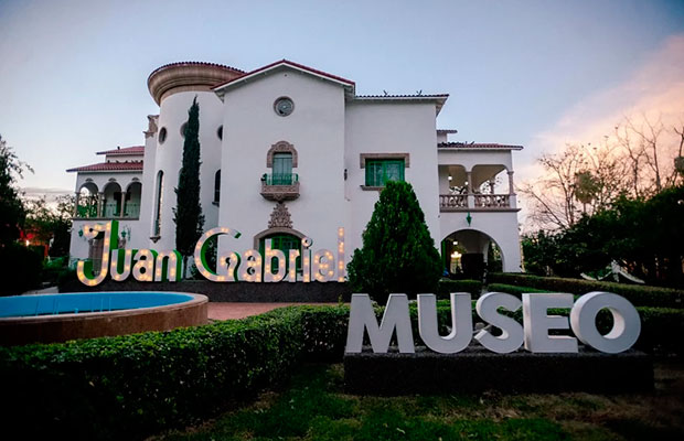 Casa del cantante mexicano Juan Gabriel reabre como museo a ocho años de su mûerte