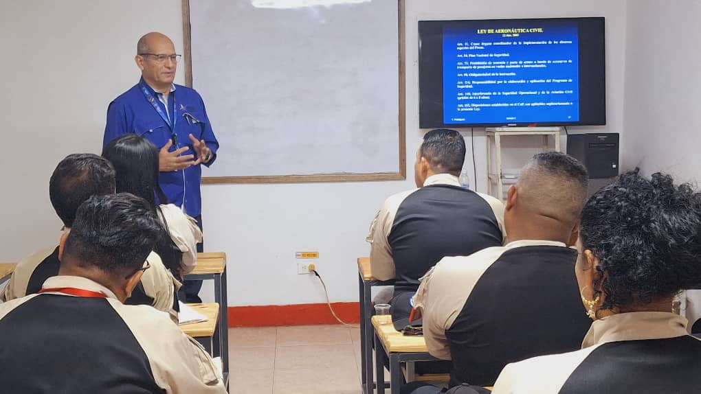 ¡Capacitación integral! Bolivariana de Aeropuertos garantiza seguridad en operaciones aeroportuarias