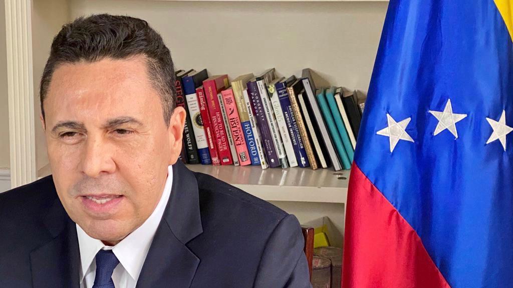 Moncada denuncia a exmilitar estadounidense por preparar atentadø contra el presidente Maduro