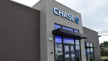 Una falla en cajeros del Chase Bank permitió cobrar cheques falsos