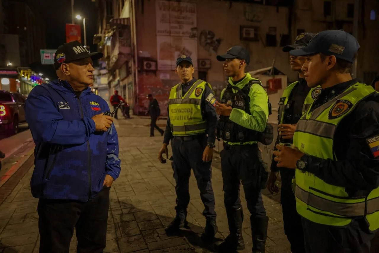 Vicepresidente Sectorial recorrió puntos de vigilancia en Caracas