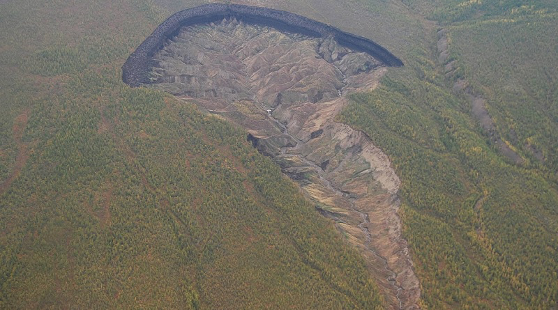 Científicos alertan sobre expansión de cráter de permafrost en Rusia
