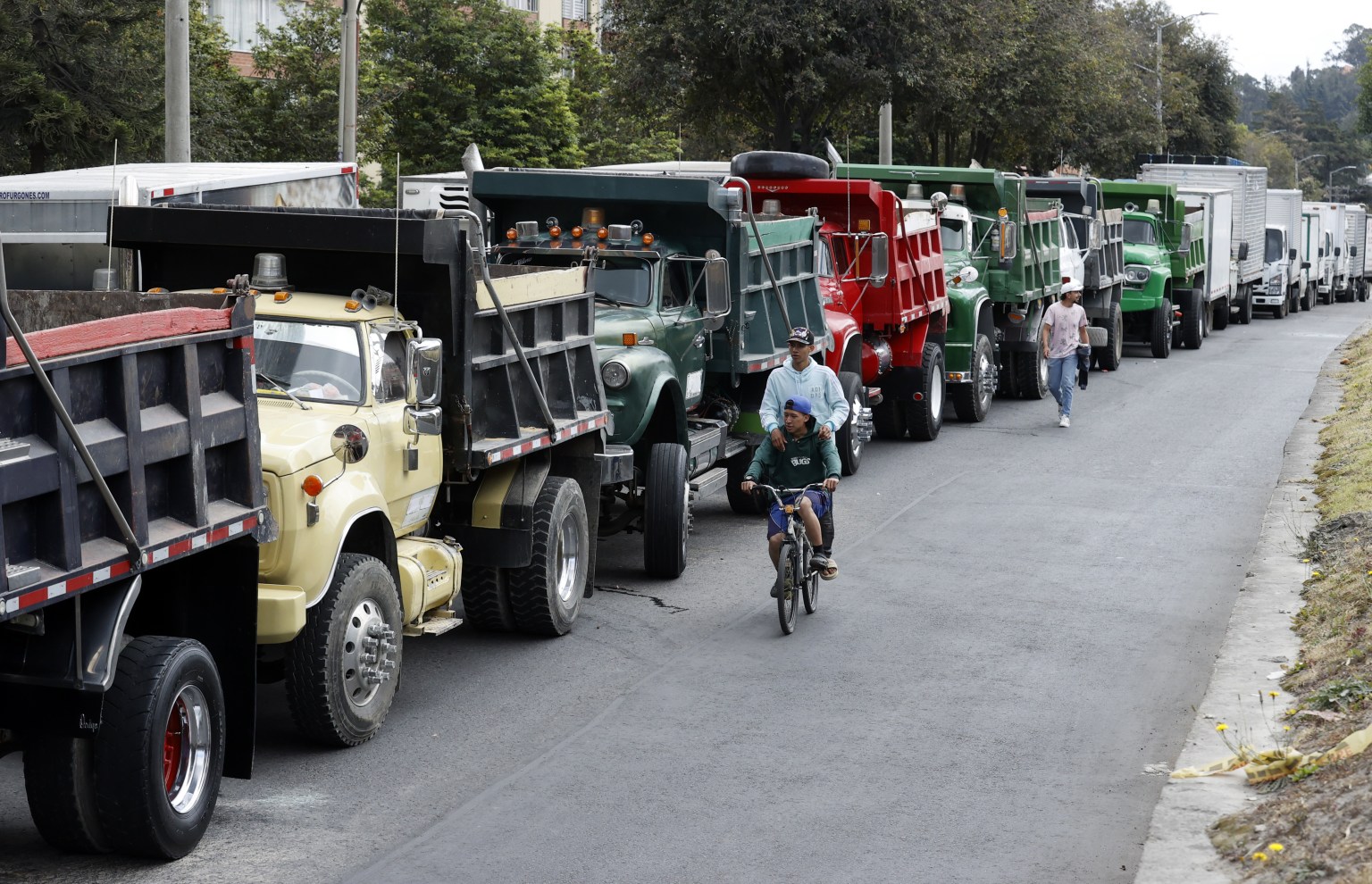 El Gobierno colombiano dice que llegó “hasta el límite” para levantar el paro camionero