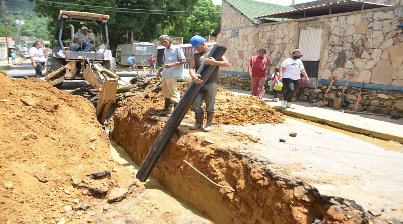 Obras de infraestructura habilitan desviación en Troncal 11 de Carabobo