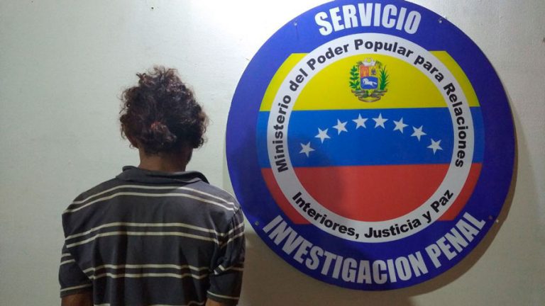 Presentarán ante la fiscalía a hombre que maltratabä a perro en Los Teques