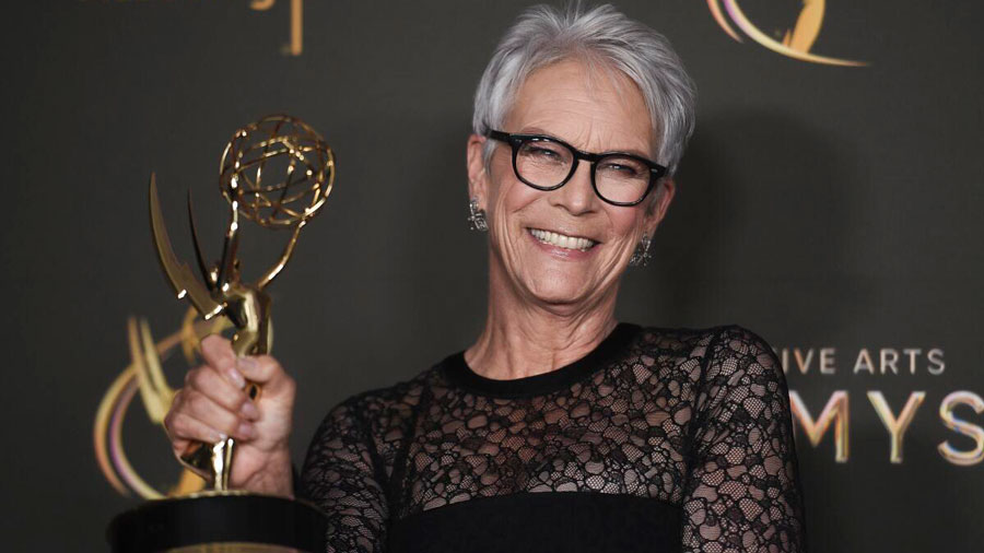 Jamie Lee Curtis gana su primer Emmy por «The Bear» y «Shōgun» hace historia con 14 premios