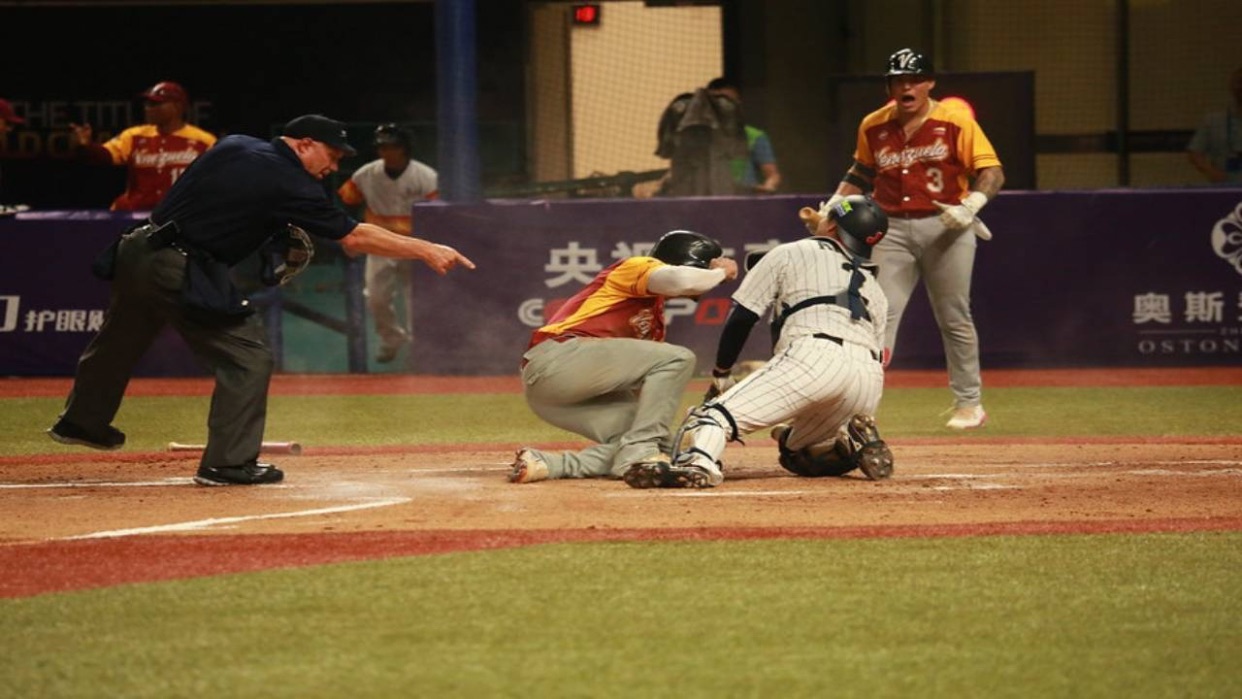 Japón derrota a Venezuela en el inicio de la Super Ronda del Mundial sub-23 de béisbol