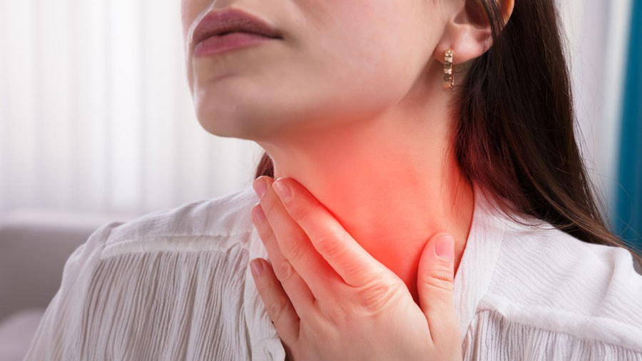 Hallan inesperada relación entre el dolor de garganta y el riesgo de mörir por infarto o ictus
