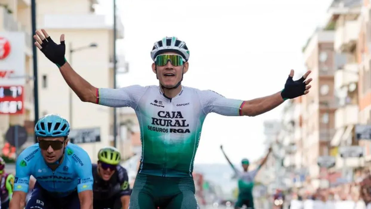 El ciclista venezolano Orluis Aular ganó el Trofeo Matteotti en Italia (+ Detalles)
