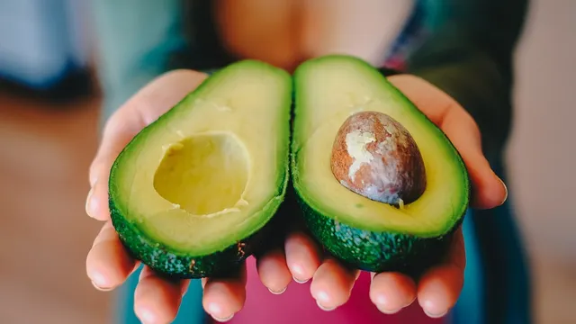 ¡Maravillosa fruta! El aguacate, ideal para consumir diariamente gracias a sus beneficios