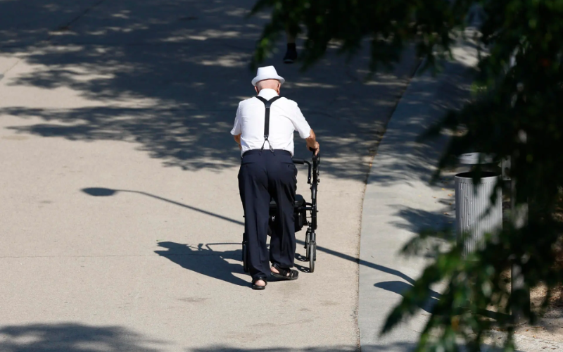 España es el país con más esperanza de vida de la UE pero también con más enfermos crónicos